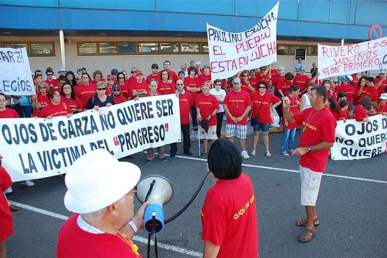 Imagen de archivo de una movilización de Ojos de Garza en contra de la ampliación de Gando/TA.